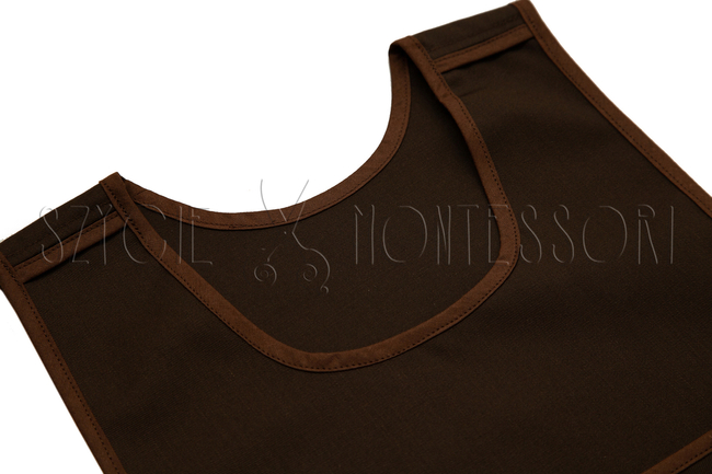  Apron fastened at the front - brown waterproof