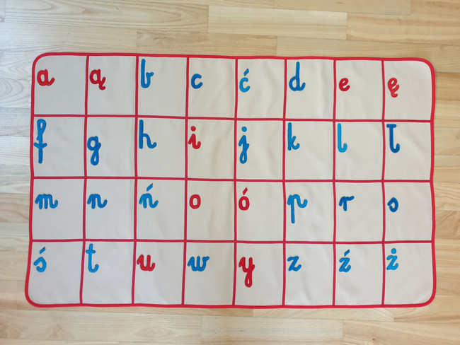 Alphabet Matte - geschriebene Buchstaben - Vokale Konsonanten - rote Schleife