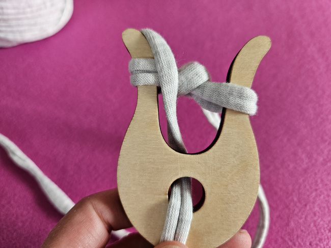  Lucet knitting fork