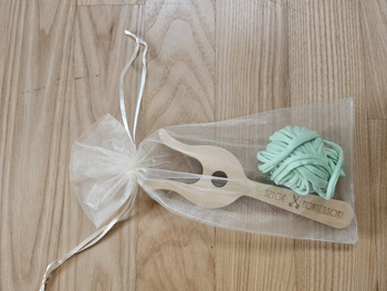 Lucet knitting fork