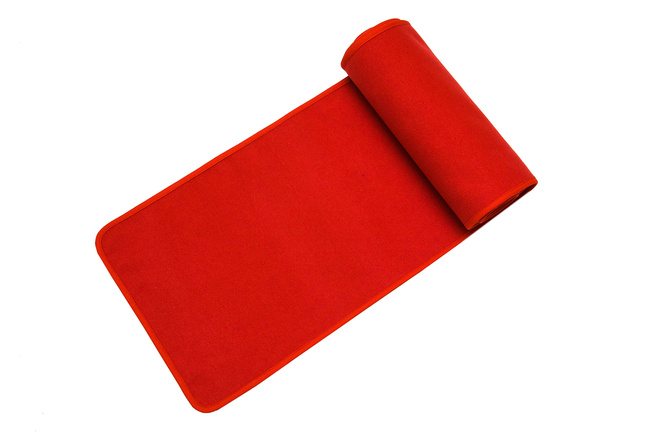 Universeller roter Teppich