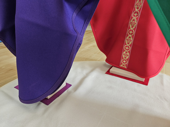 Lernmatte für liturgische Farben