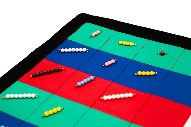 Addition math mat using colored pearls (with 3 guides)