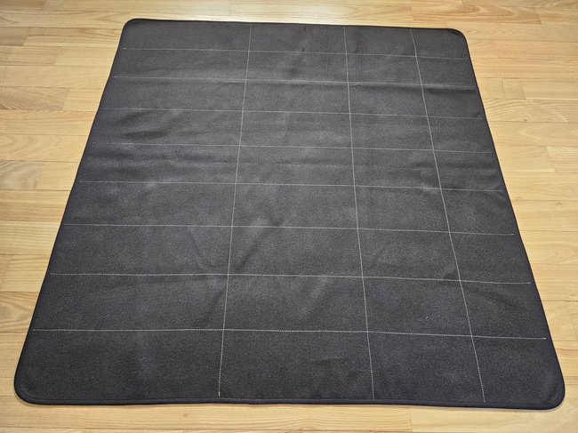 Mat for large math cards and quantities - black