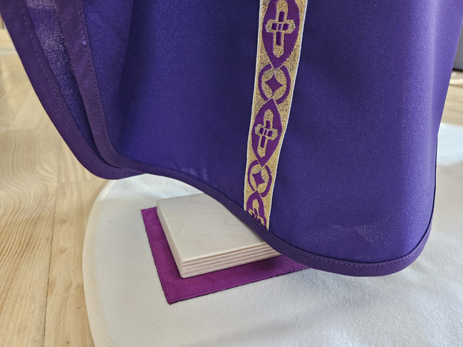 Mata do pracy z kolorami liturgicznymi