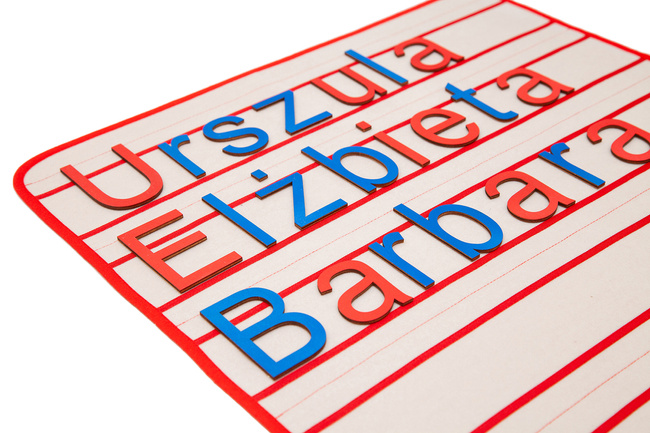 Movable alphabet mat 3 lines -- layout as in a notebook -- (printed letters)