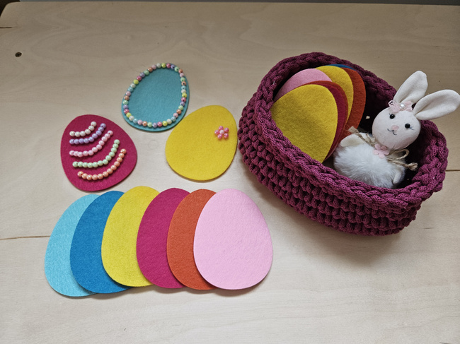 jajeczka filcowe 10 cm - komplet 6 sztuk