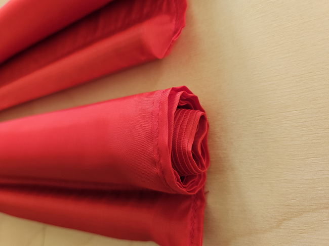 Rote Tanzbänder (2er-Set) – 50 cm x 250 cm