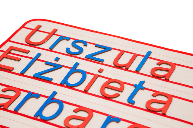 Bewegliche Alphabetmatte 3-zeilig -- Layout wie in einem Notizbuch -- (gedruckte Buchstaben)